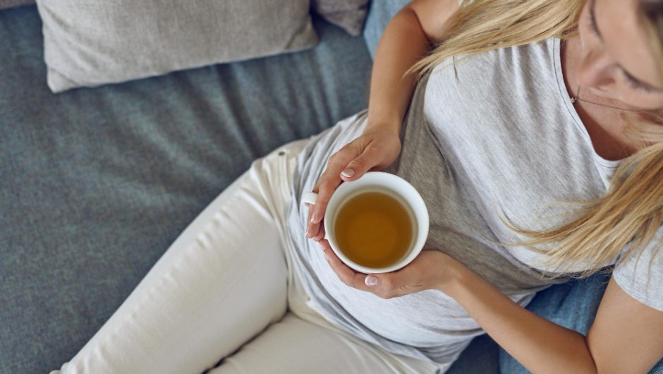 Ceaiul de anghinare: Infuzia care detoxifică ficatul și susține digestia