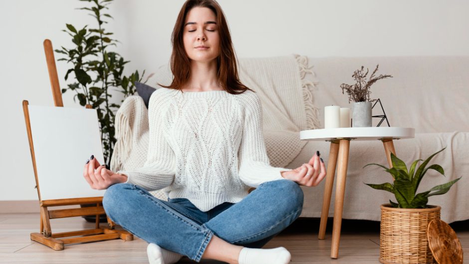 Cum să îți regăsești echilibrul interior prin meditație și relaxare